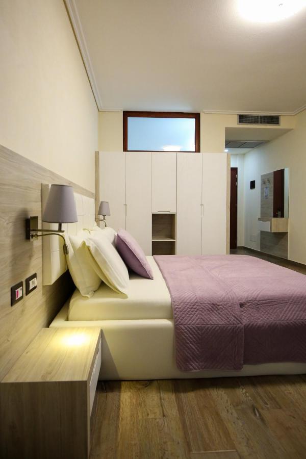 Hotel Rolex Vlorë Cameră foto